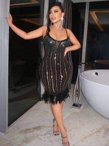 SHEIN SXY Abito sottoveste dettaglio strass orlo con frange