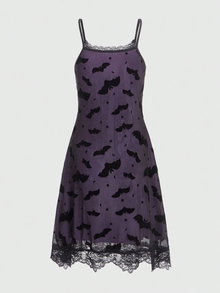 Our Goth Bat Print Contrast Lace Cami Dress is such a vibe - ROMWE