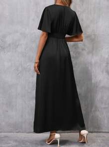 SHEIN Clasi 深 V 领蝴蝶袖开叉大腿缎面连衣裙长款女装 - 黑色 - 查看 2