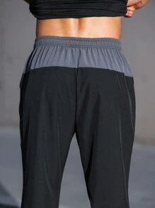 Manfinity Running Boyfriend Style Men Contrast Panel Slant Pocket Sports Pants Fall Breathable
