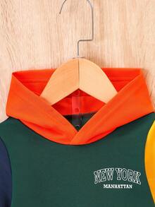 男嬰字母圖案撞色連帽衫和運動褲 - 彩色 - 查看 3