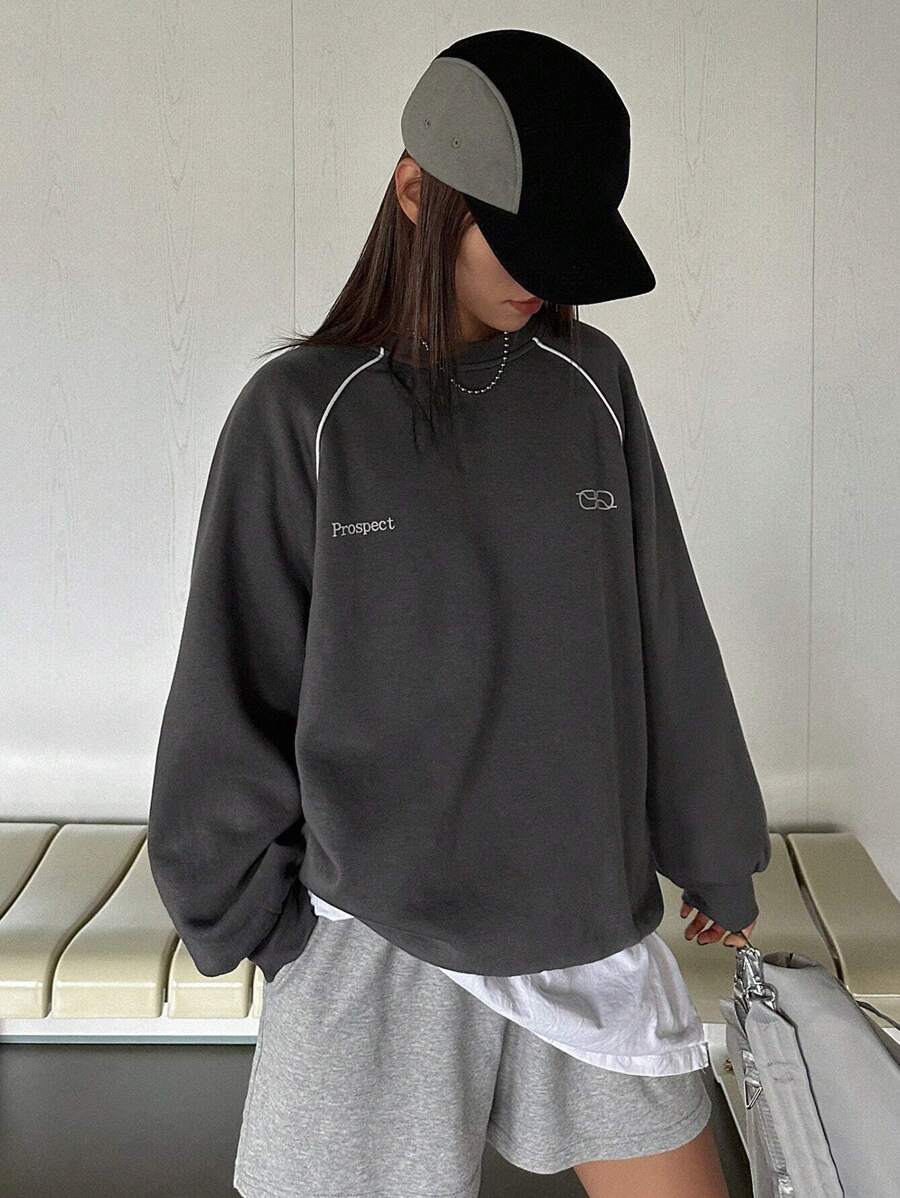 DAZY 字母图案撞色滚边插肩袖运动衫，秋季女装 - 灰色 - 查看 1