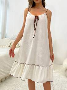 Vestido de tirantes con cordón delantero bajo con fruncido - Beis - Ver 3