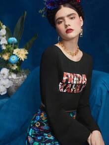 FURNANDA Frida Kahlo X SHEIN X Designer 字母圖案鐘形袖短款t恤 - 黑色 - 查看 3