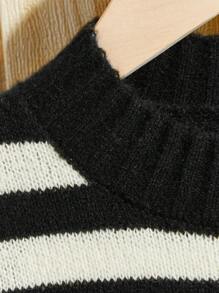 SHEIN 男大童條紋圖案套頭毛衣附披肩 - 黑與白 - 查看 5