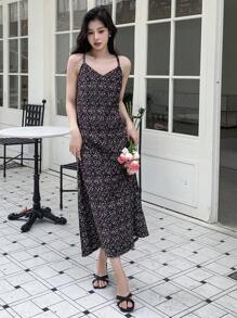 DAZY Ditsy Floral Print Cami Dress - Black - View 1