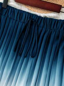 Calvaya Plus Ombre Pleated Knot Front Skirt - Navy Blue - View 4