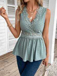SHEIN Frenchy Contrast Lace Peplum Tank Top - Mint Green - View 3