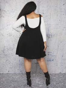 SHEIN CURVE+ Plus Solid Overall Dress Without Tee - Black - View 2