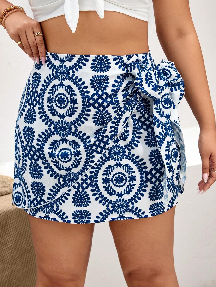 SHEIN VCAY Plus Allover Print Knot Side Summer Skirt - Blue and White - View 1