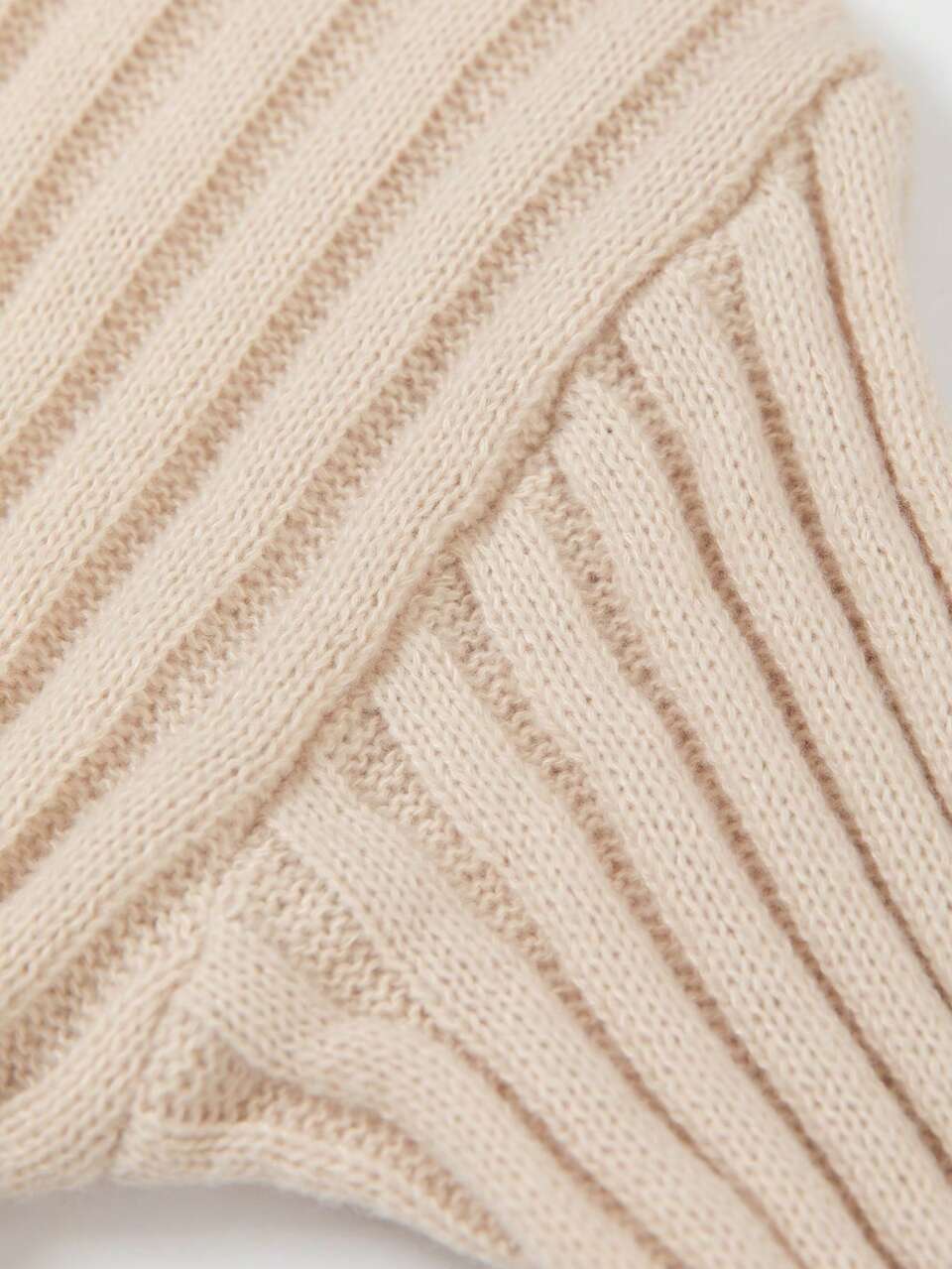 Men Polo Neck Drop Shoulder Ribbed Knit Sweater