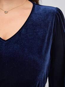 BizChic Plus V Neck Lantern Sleeve Velvet Tee - Navy Blue - View 3