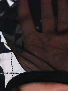 Men Checker & Bat Print Contrast Mesh One Piece Loungewear, Halloween - Black and White - View 5