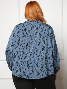 SHEIN CURVE+ Plus Allover Print Tied Neckline Lantern Sleeve Blouse - Blue - View 2