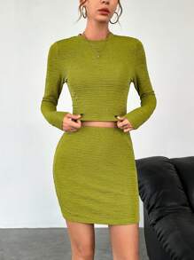 SHEIN Essnce 素色短款T恤&包臀半身裙 - 橄欖綠 - 查看 5