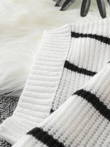 DreamSkyne Plus Striped Pattern Batwing Sleeve Knit Top, Summer - Black and White - View 3