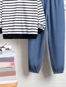 SHEIN Chico preadolescente Pantalones deportivos con sudadera de rayas de cuello en contraste - Multicolor - Ver 5