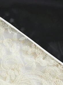 SHEIN LUNE Taglie Forti Giacca bomber pizzo a contrasto con zip