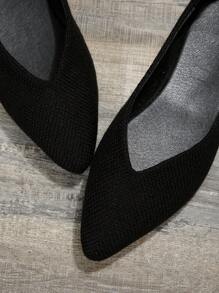 2025 秋季春秋时尚女士黑色尖头平底鞋，欧码 35-45，百搭日常穿搭一脚蹬乐福鞋，可搭配连衣裙 - 黑色 - 查看 8