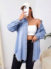 SHEIN EZwear Hơn Đã vá Túi Cắt Thô Curved Hem Áo denim - Màu xanh lam - Xem 3