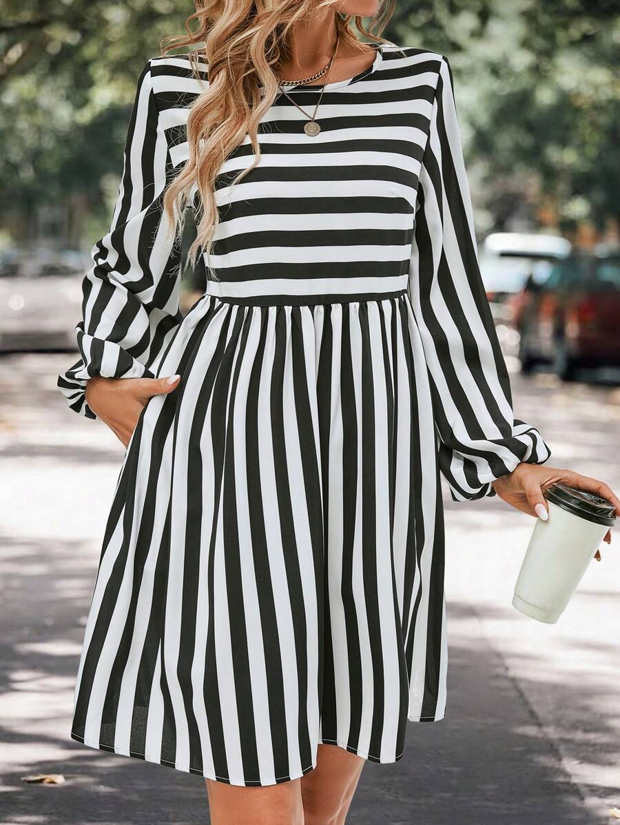 SHEIN Privé Striped Print Lantern Sleeve Dress - Black and White - View 1