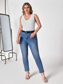 SHEIN Clasi Plus Scallop Trim Ribbed Knit Sweater Vest