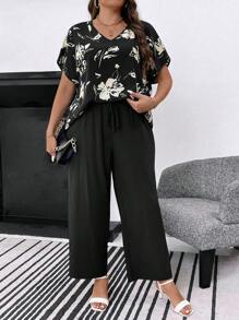 SHEIN LUNE Talla grande Pantalones con top con estampado floral de manga murciélago - Negro - Ver 4