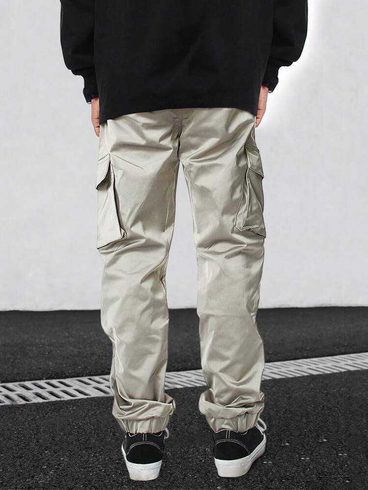 Men Flap Pocket Side Drawstring Waist Cargo Pants