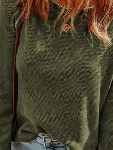 Contrast Stitch Raglan Sleeve Tee - Olive Green - View 5
