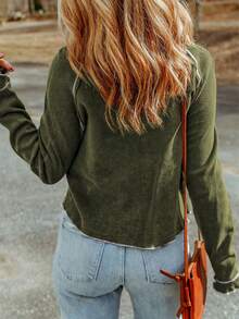 Contrast Stitch Raglan Sleeve Tee - Olive Green - View 3