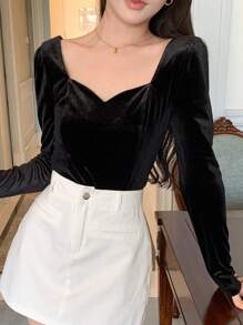 DAZY 素色雞心領口絲絨襯衫
