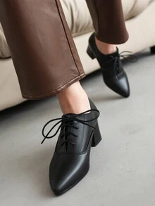 優雅尖頭繫帶高跟鞋:牛津鞋和經典高跟鞋靴子適用於每天別緻 - 黑色 - 查看 2