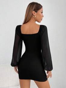 SHEIN PETITE Vestido Negro Ajustado Al Cuerpo Con Detalle De Corte, Tirantes Cruzados Y Dobladillo De Tulipán Lateral Con Cintura Fruncida - Negro - Ver 2