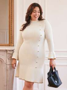 SHEIN Frenchy 大碼小高領紐扣細節荷葉袖荷葉邊毛衣洋裝 - 白色 - 查看 5