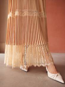 MOTF PREMIUM Polyester Mảnh Lace Xếp li Váy liền áo Không có thắt lưng - Màu Hồng San hô - Xem 8