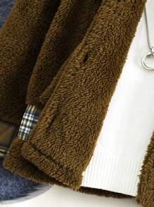 SHEIN Kleiner Junge Teddy Jacke mit Plaid Muster, & Hose ohne Pullover