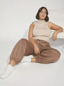 SHEIN BASICS 大碼1 入組高領羅紋針織上衣 - 杏色 - 查看 3