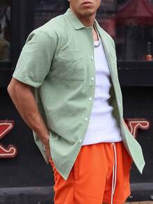 Manfinity Hypemode 男士翻蓋口袋襯衫 - 綠色 - 查看 4