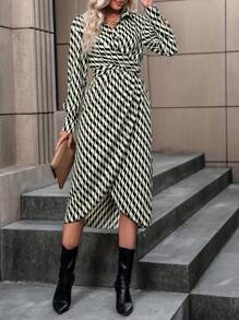 SHEIN Clasi Hemdkleid mit All Over Print Wickelsaum