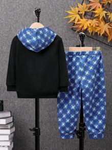 SHEIN Bộ 2 áo hoodie chắp vá cho bé trai và quần nỉ in họa tiết toàn thân, dày dặn - Nhiều màu - Xem 2