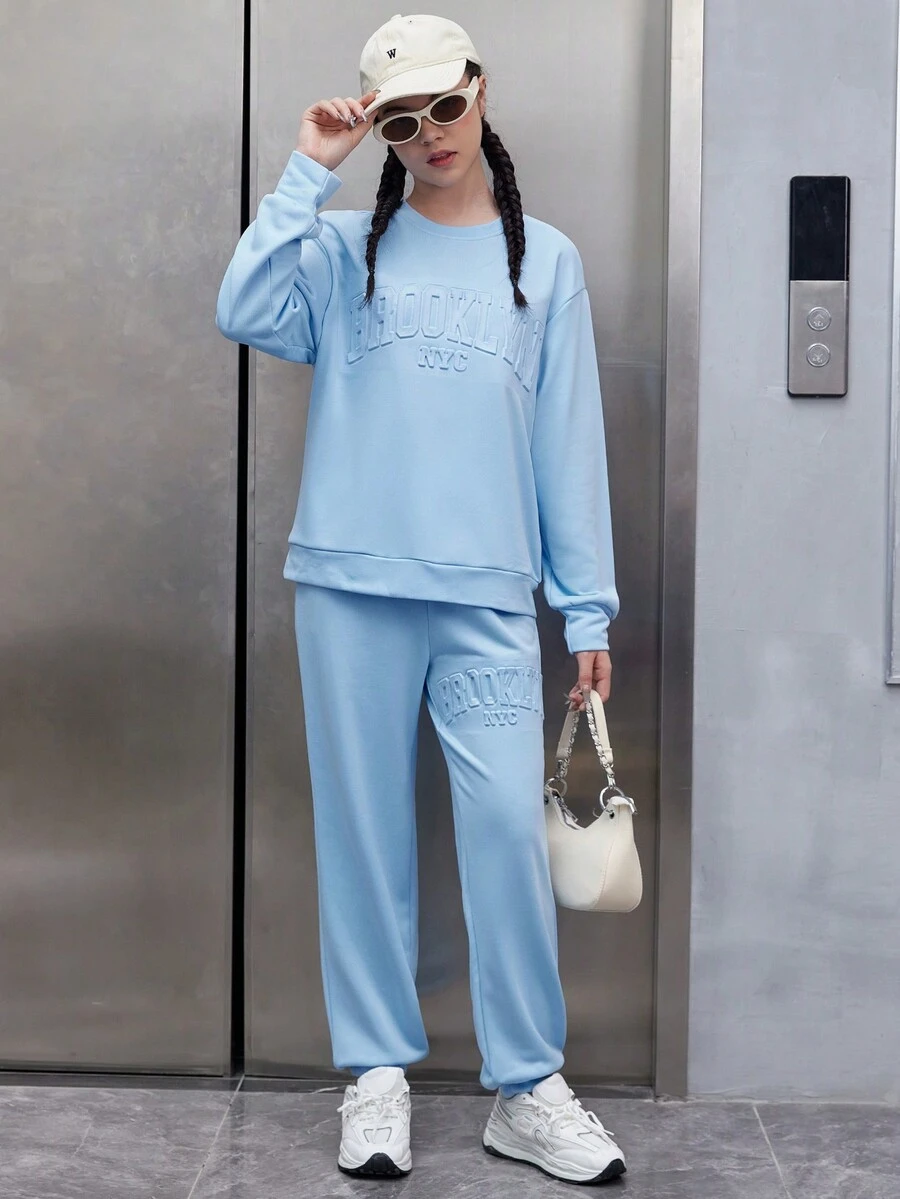 青少年女孩字母圖案落肩袖套頭衫和運動褲 - 淺藍色 - 查看 1