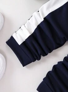 SHEIN Young Boy Letter Graphic Colorblock Sweatshirt & Sweatpants Chic Outfits For Autumn/Winter - Multicolor - View 5