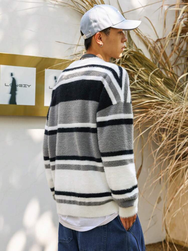 Men Striped Pattern Drop Shoulder Sweater