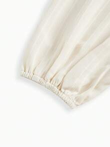 Calvaya 可愛鈕扣 荷葉邊 挖空純色加大襯衫 - 杏色 - 查看 3