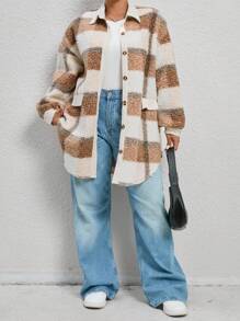 SHEIN EZwear Hơn In kẻ sọc Thả vai Áo khoác Teddy - Màu Khaki - Xem 4