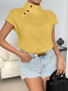SHEIN Privé Blusa de cuello alto con diseño de botón de manga murciélago