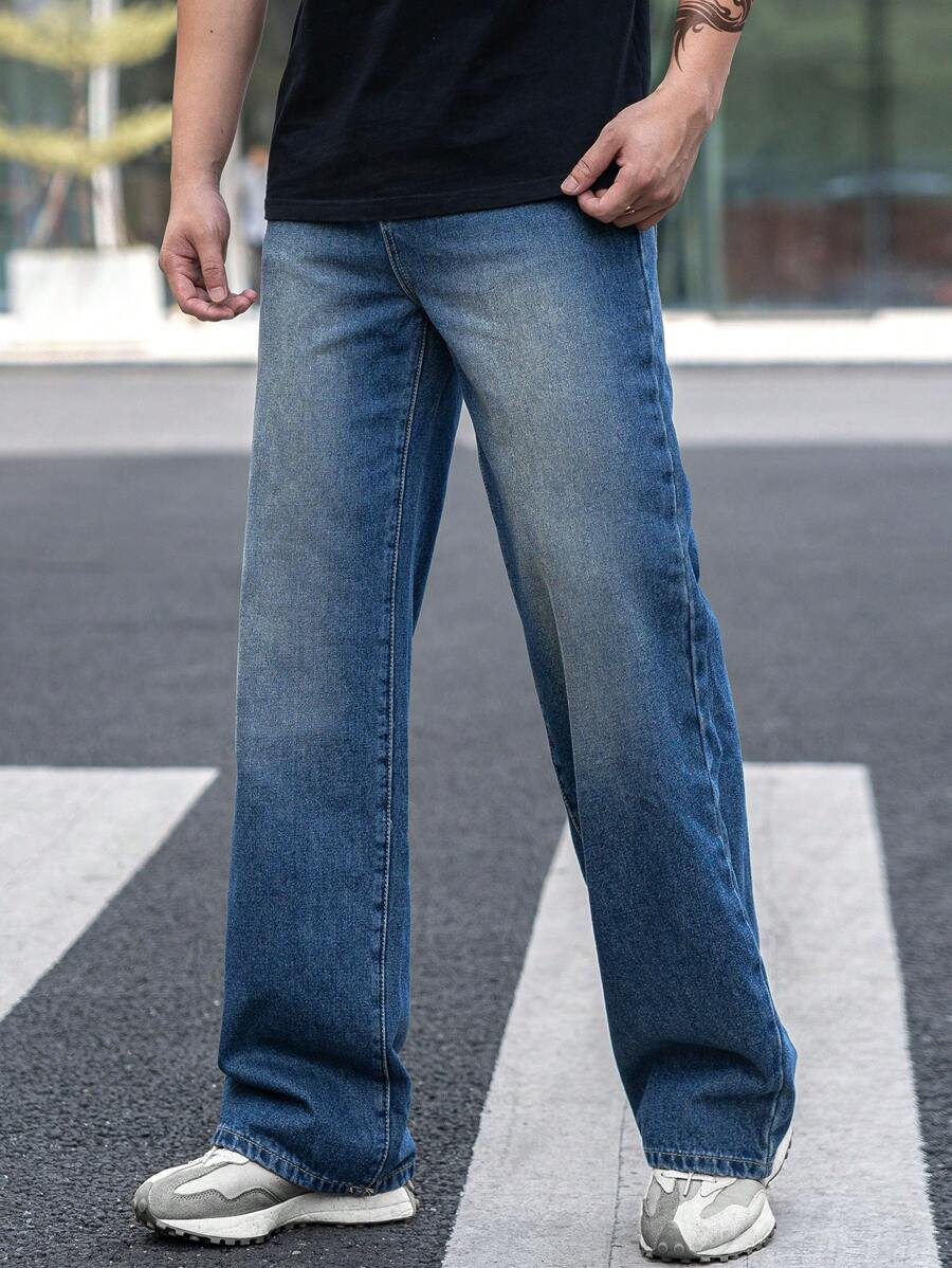 Manfinity Hypemode Men Slant Pocket Straight Leg Jeans - Blue - View 1