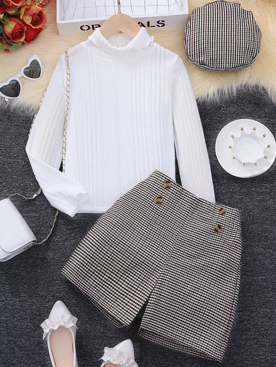 Tween Girl Turtleneck Tee & Plaid Print Shorts - White - View 1
