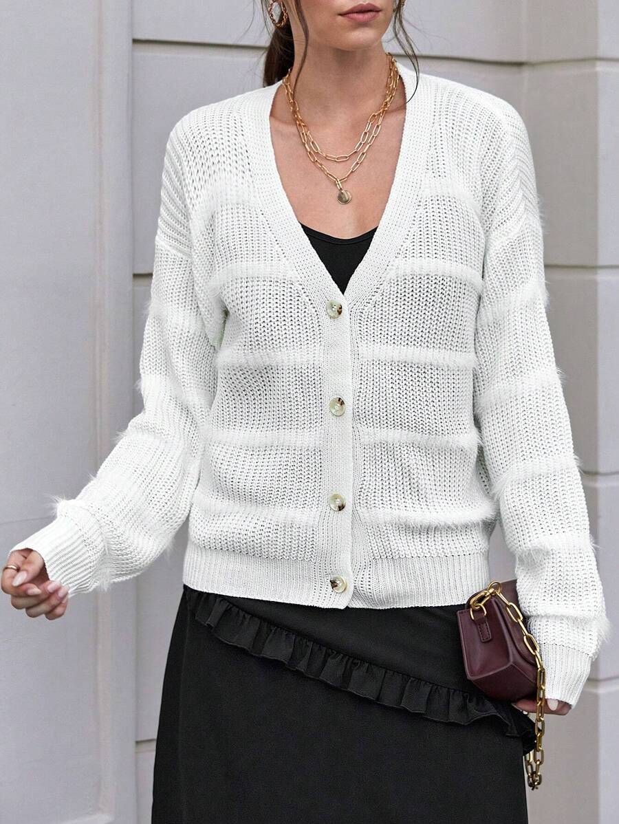 Chiquease 素色落肩袖前紐扣開襟衫 - 白色 - 查看 1