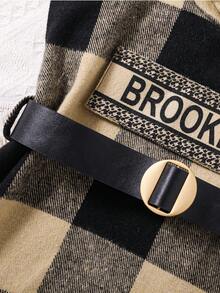 SHEIN Váy trùm đầu có mũ trùm đầu bằng vải kẻ sọc & chữ cái hình con trâu cho cô gái trẻ - Màu Khaki - Xem 3